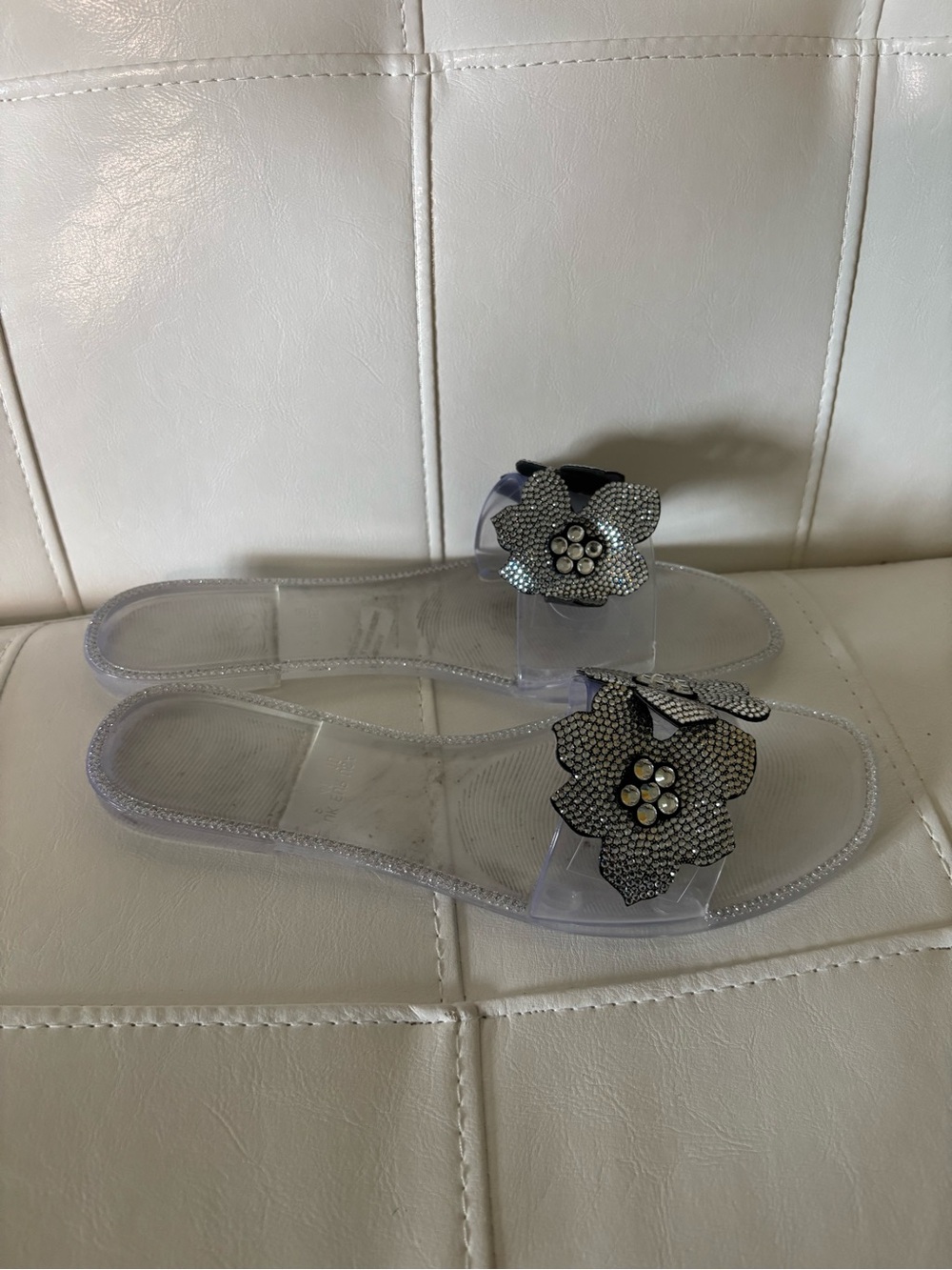 Clear Floral Embellished Women's Slide Sandals - Silver Flower